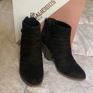 Black “whippy” round toe booties